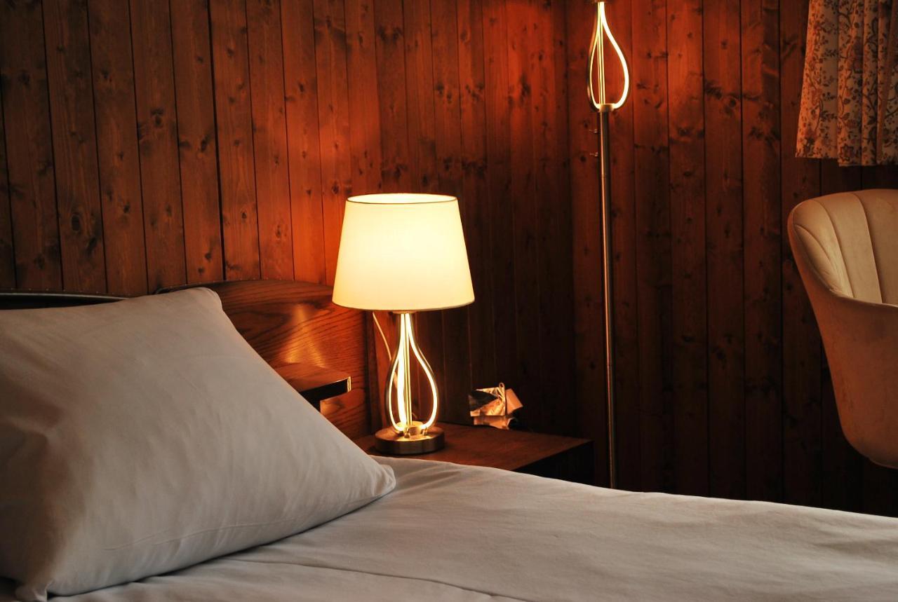 Rooms With Private Bathrooms Saas im Prattigau Εξωτερικό φωτογραφία