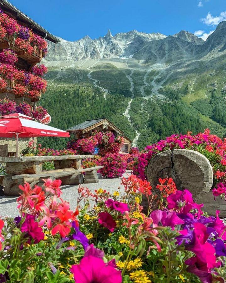 Rooms With Private Bathrooms Saas im Prattigau Εξωτερικό φωτογραφία